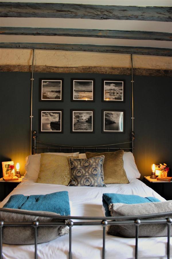 סקארבורו Boutique Fisherman'S Grade II Listed Cottage מראה חיצוני תמונה