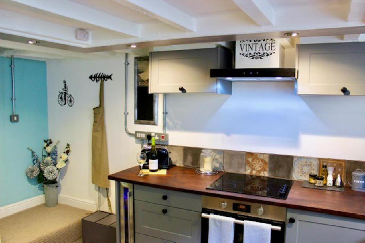סקארבורו Boutique Fisherman'S Grade II Listed Cottage מראה חיצוני תמונה