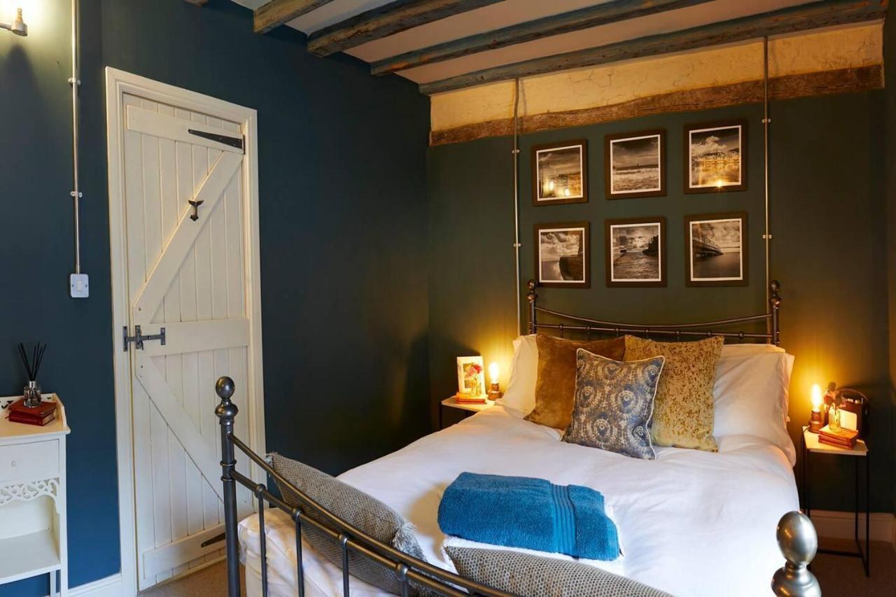 סקארבורו Boutique Fisherman'S Grade II Listed Cottage מראה חיצוני תמונה