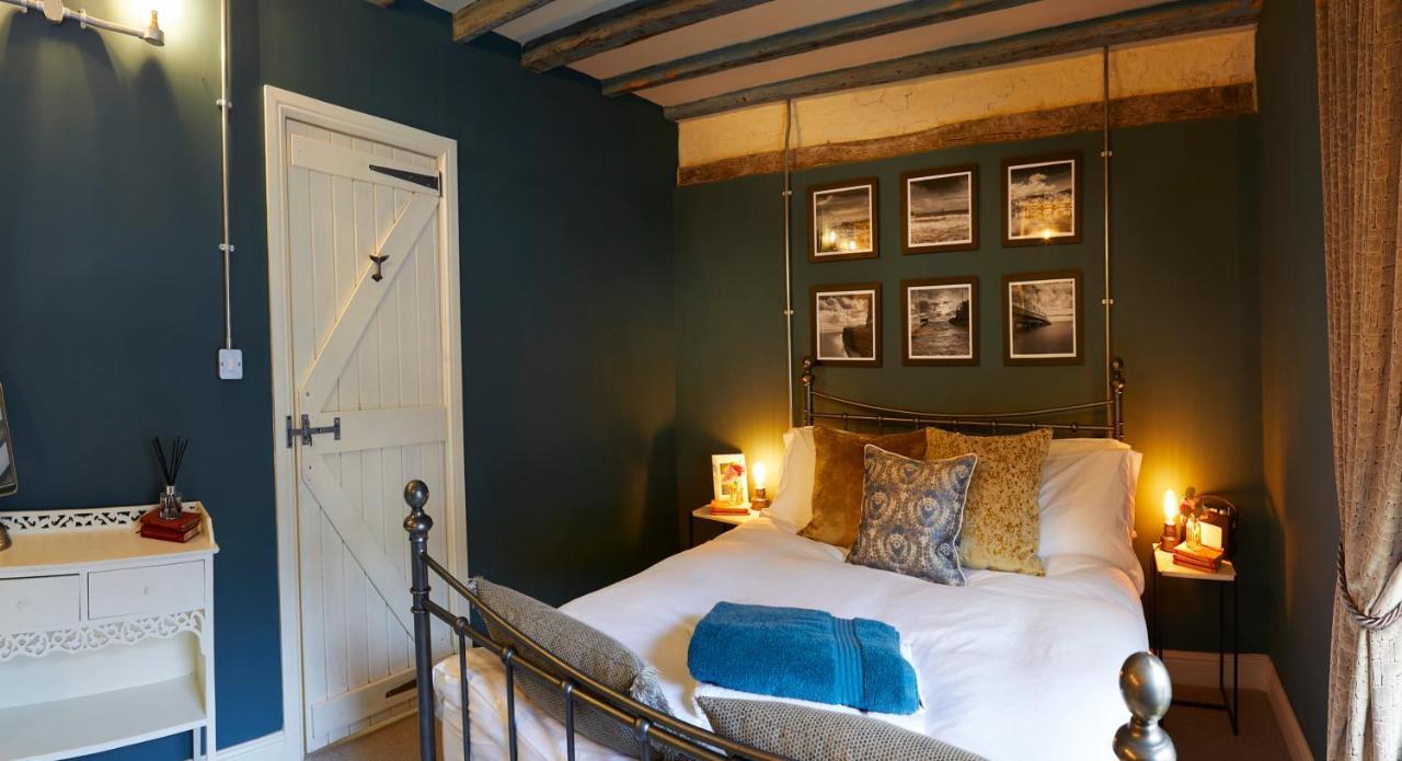 סקארבורו Boutique Fisherman'S Grade II Listed Cottage מראה חיצוני תמונה